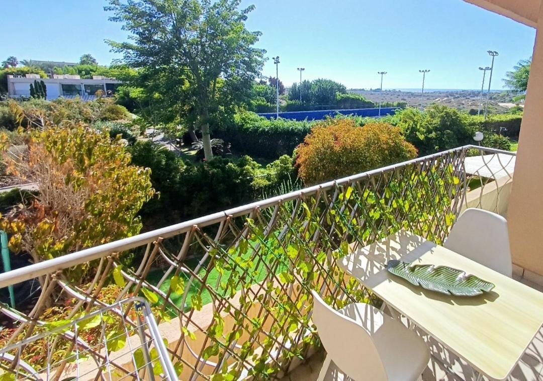 Sea View Suites - דירות נופש עם מקלט Kayserya Dış mekan fotoğraf